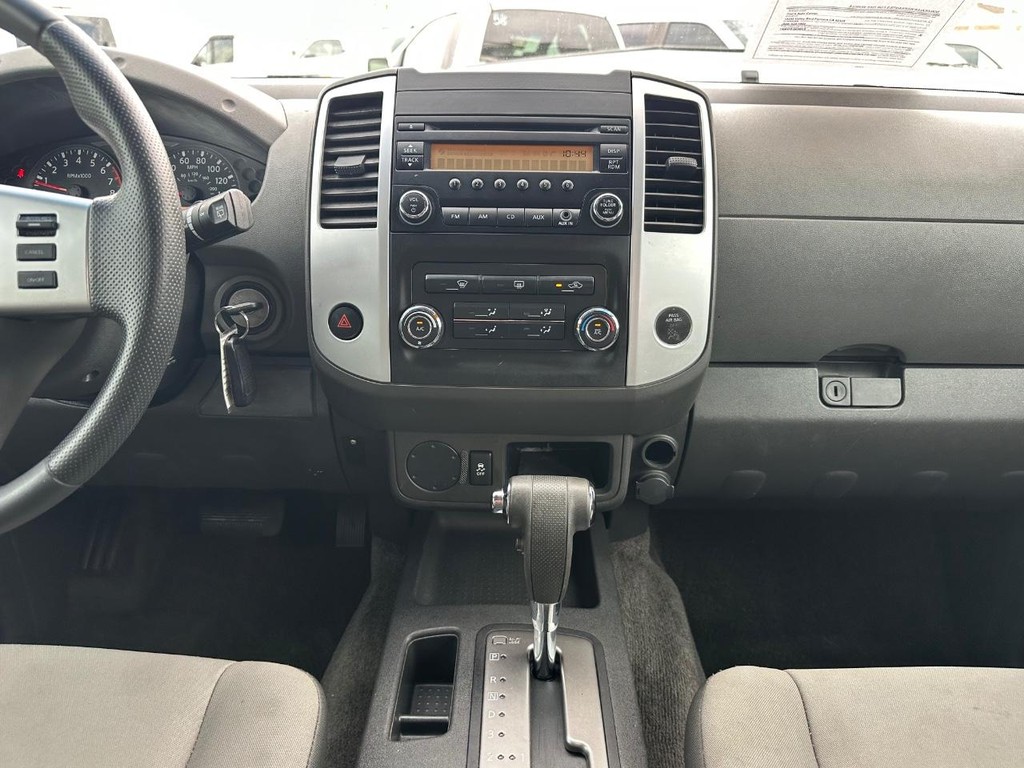 Nissan Xterra Vehicle Full-screen Gallery Image 25