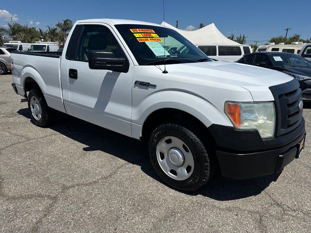 Ford F-150 Vehicle Full-screen Gallery Image 03