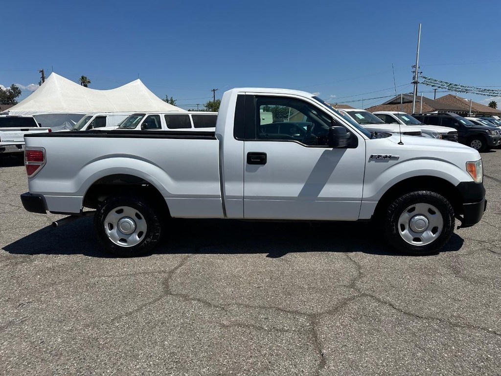Ford F-150 Vehicle Full-screen Gallery Image 05