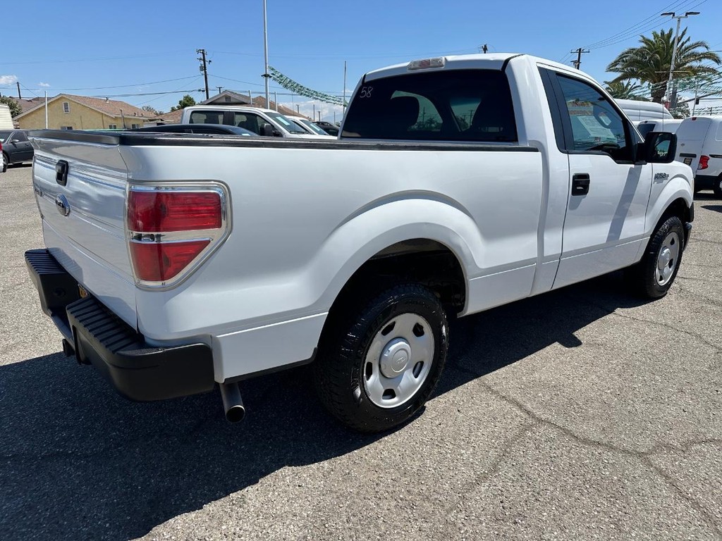 Ford F-150 Vehicle Full-screen Gallery Image 06