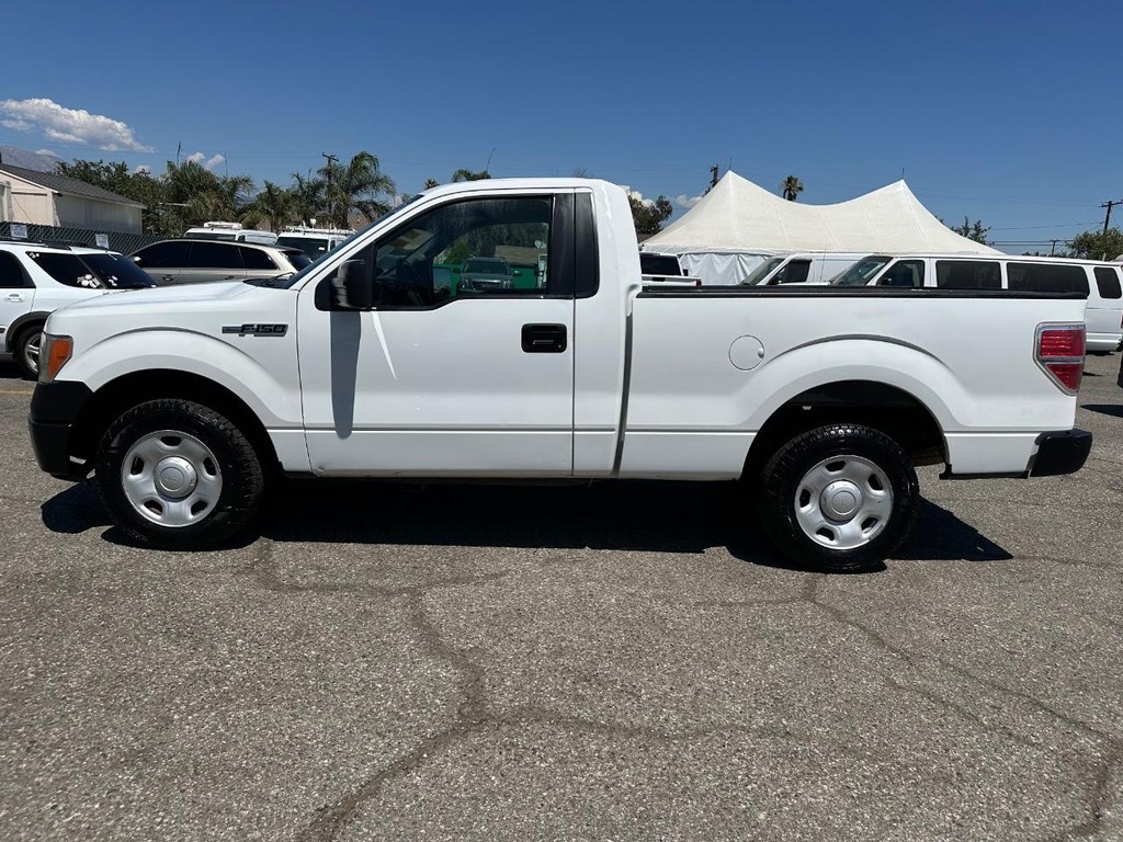Ford F-150 Vehicle Full-screen Gallery Image 11