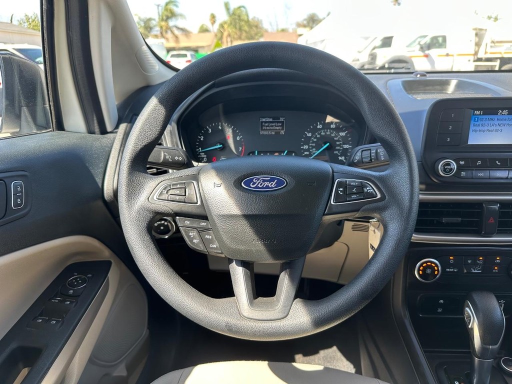Ford EcoSport Vehicle Full-screen Gallery Image 26