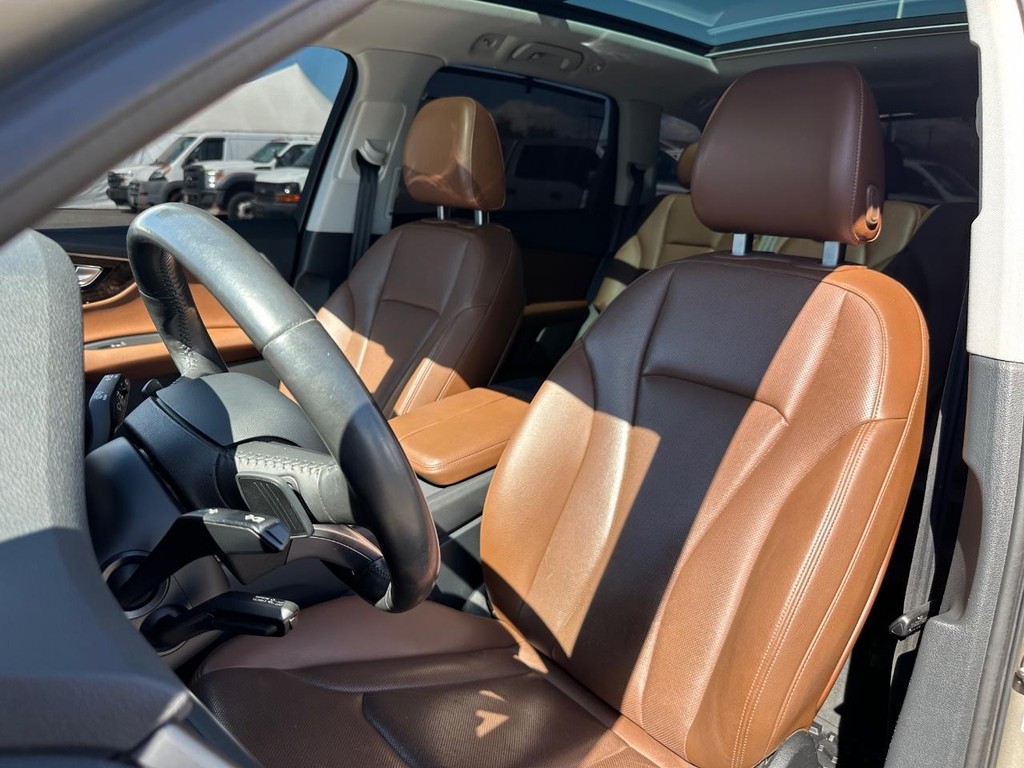 Audi Q7 Vehicle Full-screen Gallery Image 18