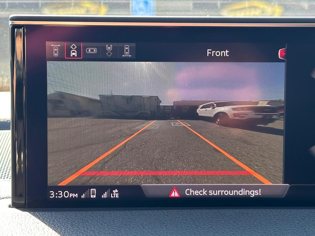 Audi Q7 Vehicle Full-screen Gallery Image 56