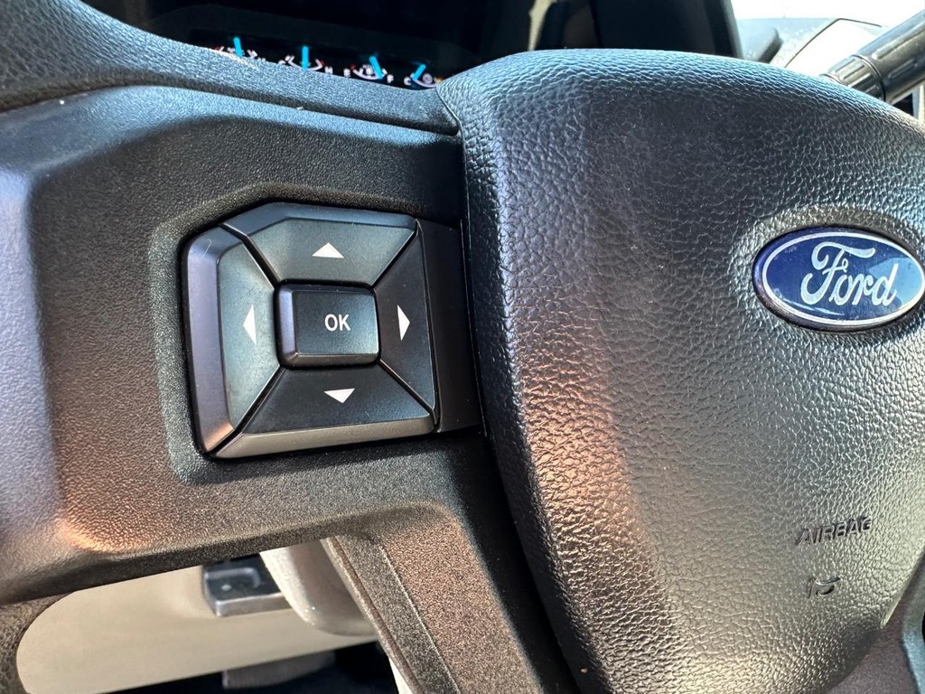 2017 Ford F-250 photo 2
