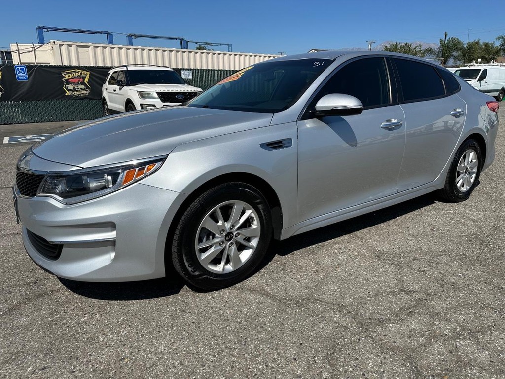 2016 Kia Optima LX photo 11