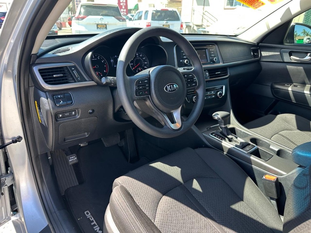 2016 Kia Optima LX photo 14