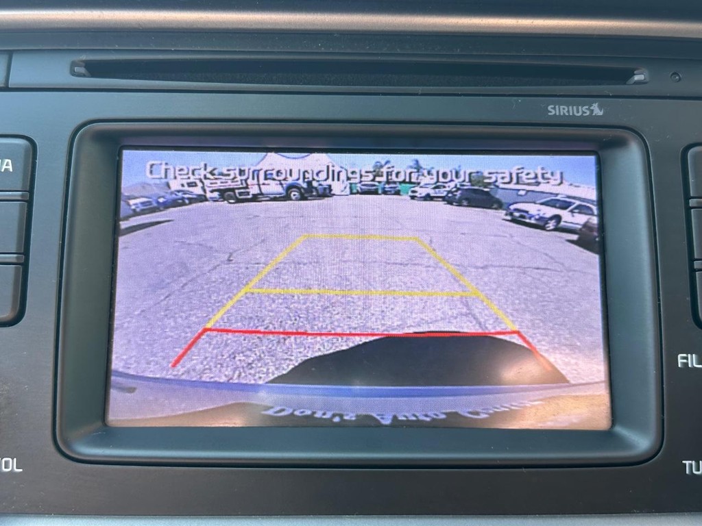 2016 Kia Optima LX photo 2