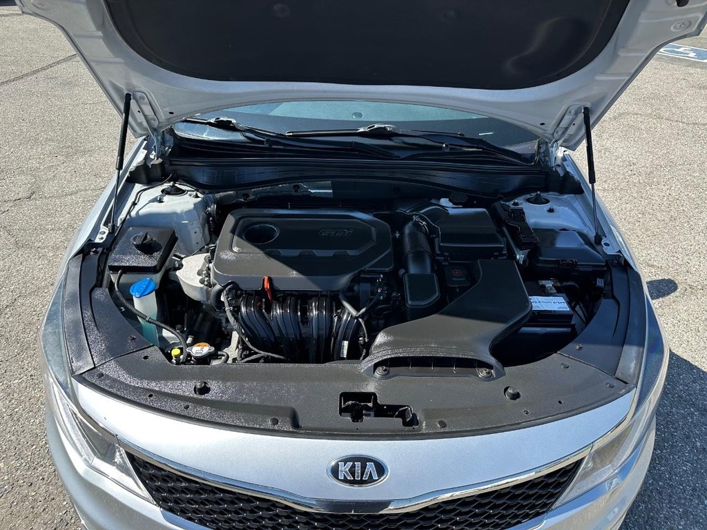 2016 Kia Optima LX photo 4