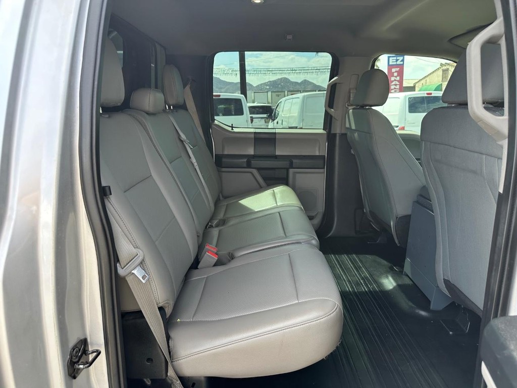 Ford F-150 Vehicle Full-screen Gallery Image 28