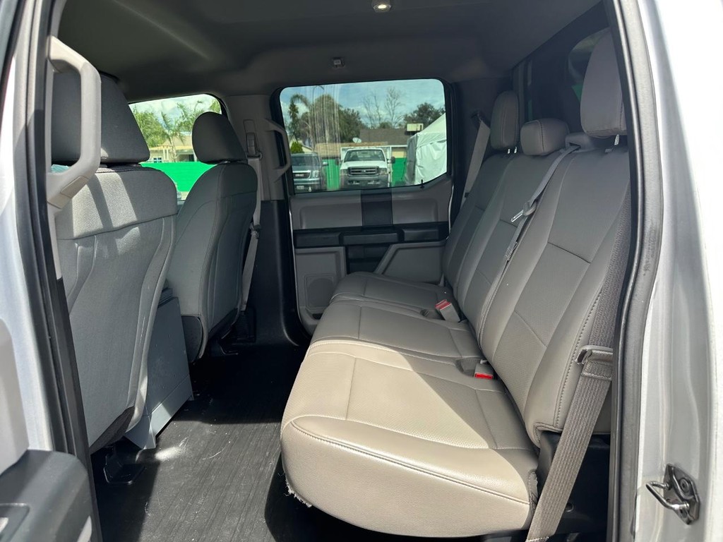 Ford F-150 Vehicle Full-screen Gallery Image 30