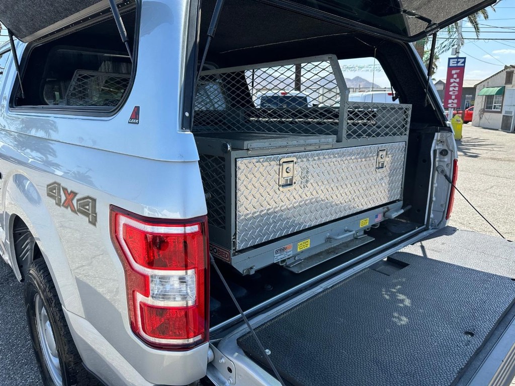 Ford F-150 Vehicle Full-screen Gallery Image 39