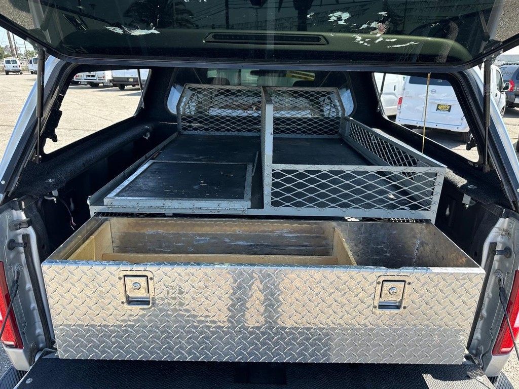 Ford F-150 Vehicle Full-screen Gallery Image 42