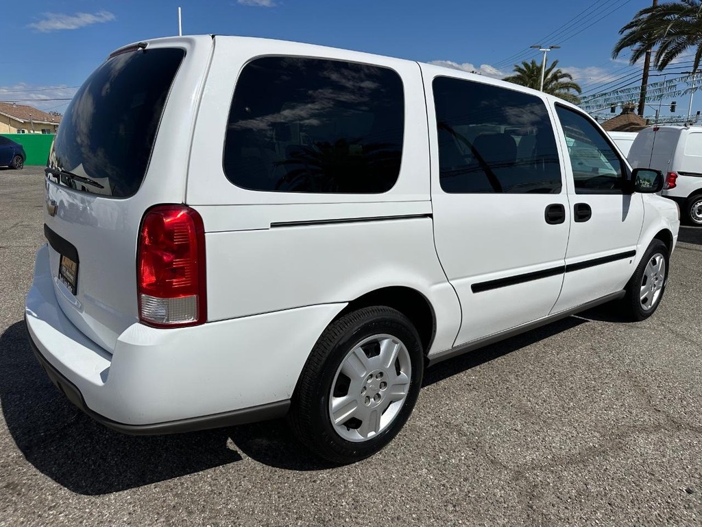 2008 Chevrolet Uplander LS photo 4