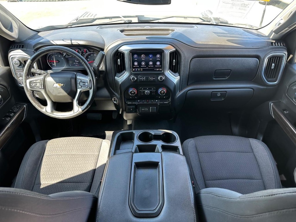 2020 Chevrolet Silverado 2500HD LT photo 21