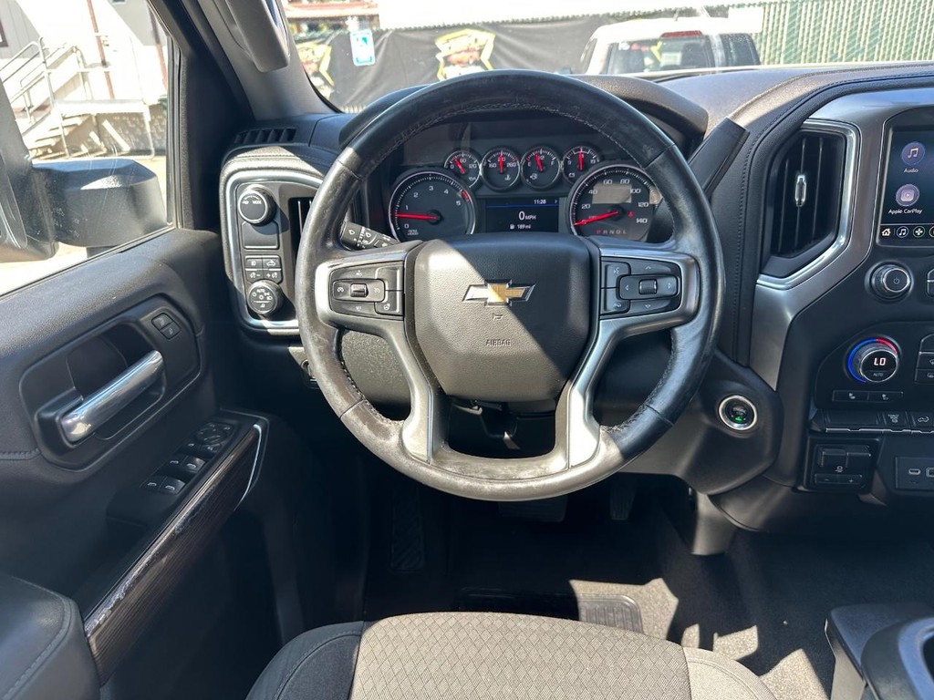 2020 Chevrolet Silverado 2500HD LT photo 25