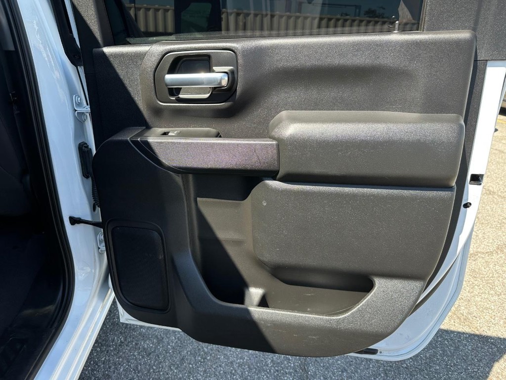 2020 Chevrolet Silverado 2500HD LT photo 28