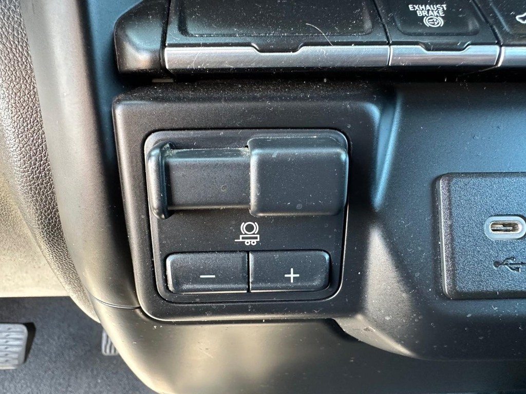 2020 Chevrolet Silverado 2500HD LT photo 41
