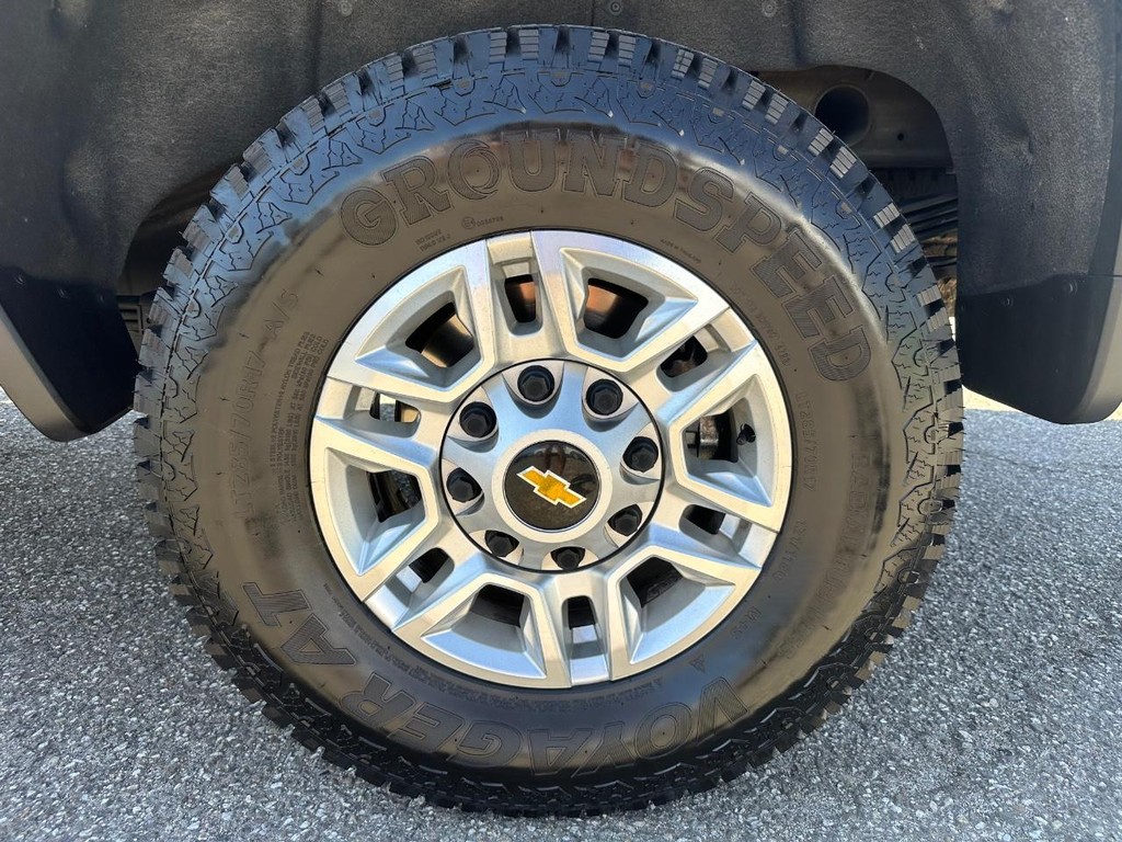 2020 Chevrolet Silverado 2500HD LT photo 2