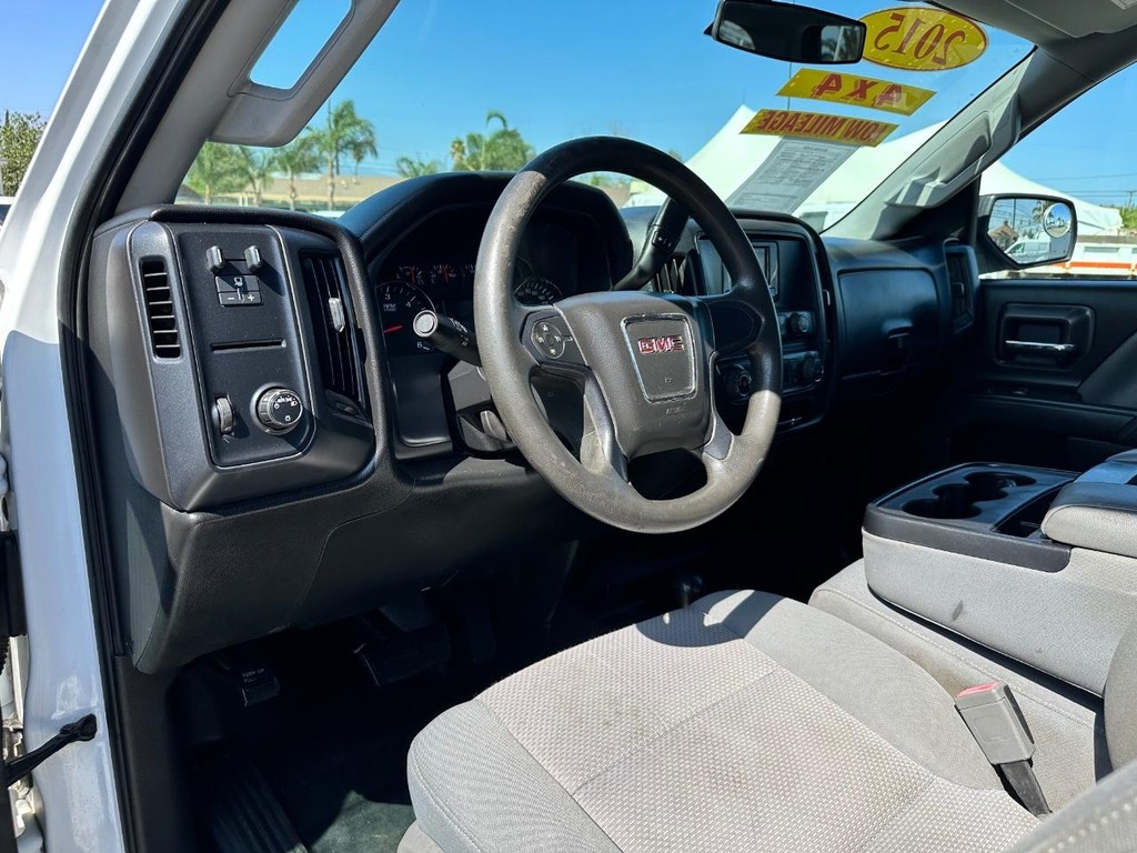 GMC Sierra 2500 Vehicle Full-screen Gallery Image 16
