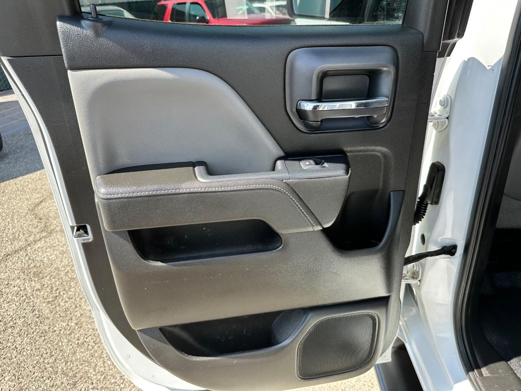 GMC Sierra 2500 Vehicle Full-screen Gallery Image 31