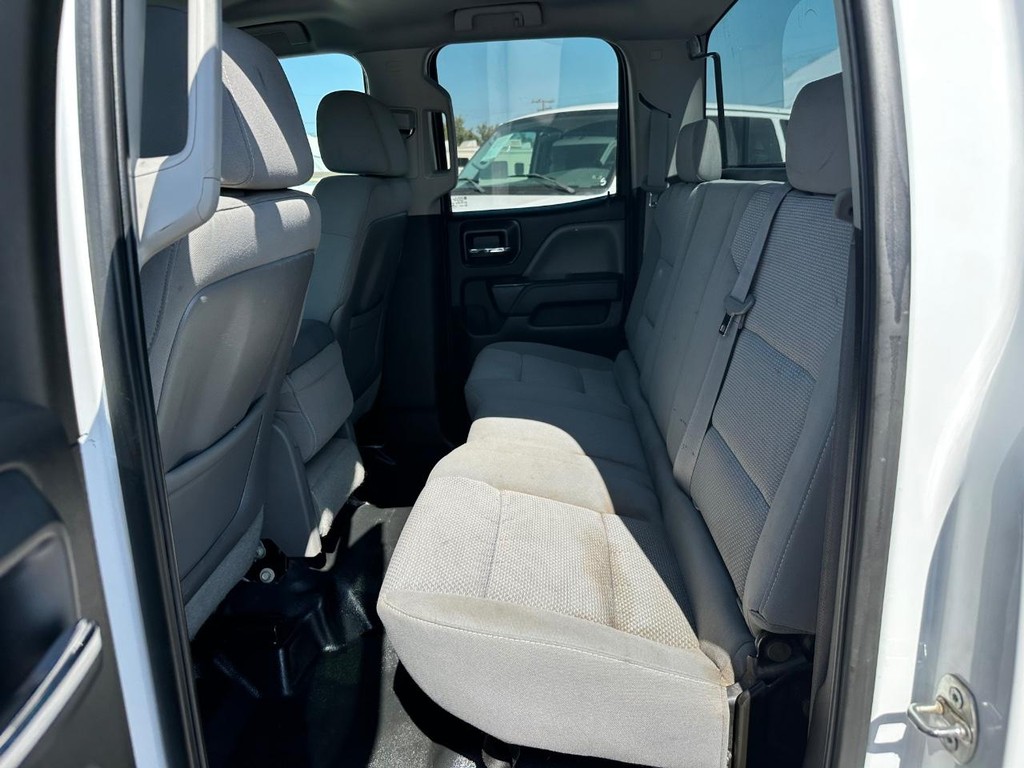 GMC Sierra 2500 Vehicle Full-screen Gallery Image 32