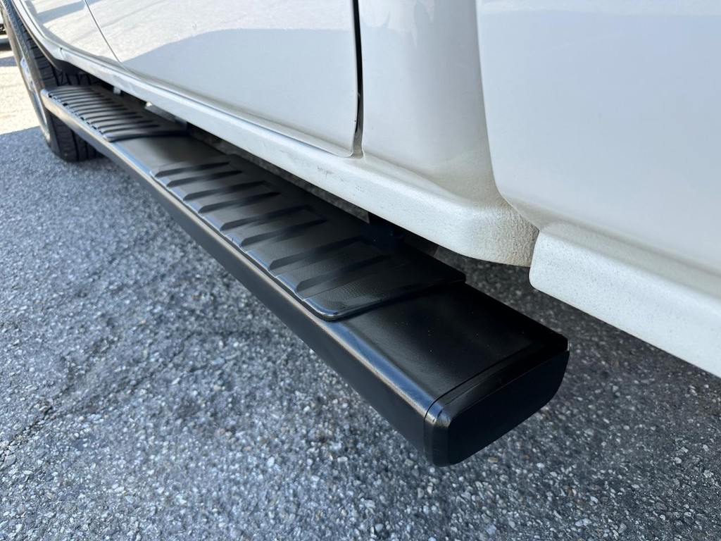 GMC Sierra 2500 Vehicle Full-screen Gallery Image 39