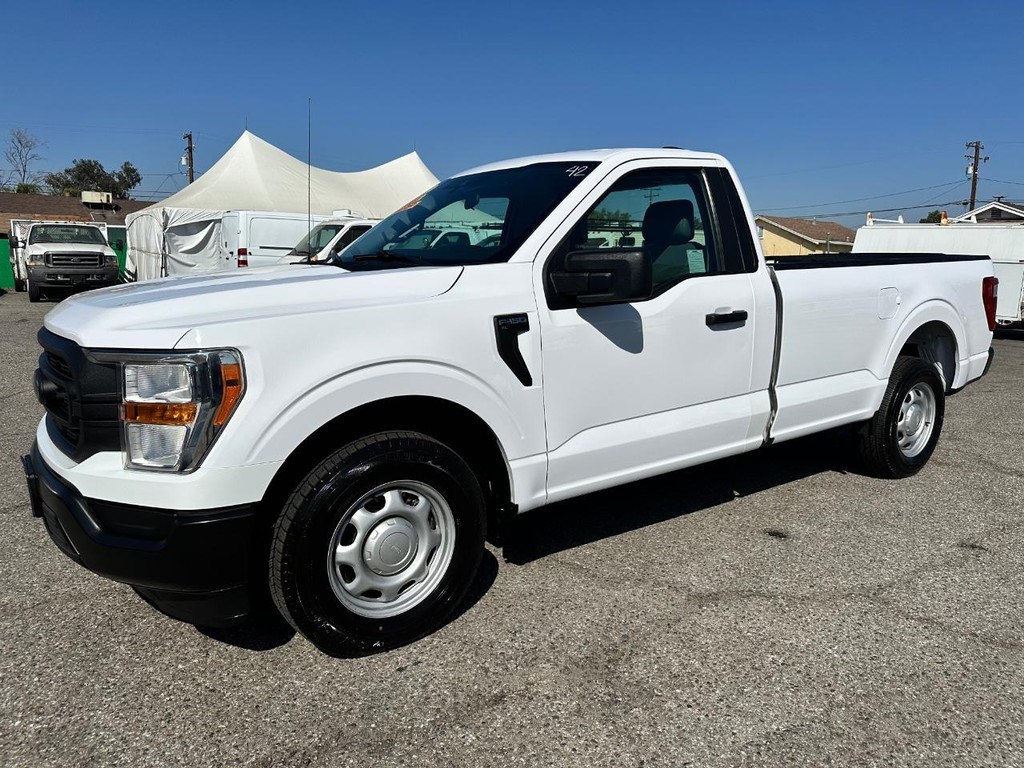 Ford F-150 Vehicle Full-screen Gallery Image 12