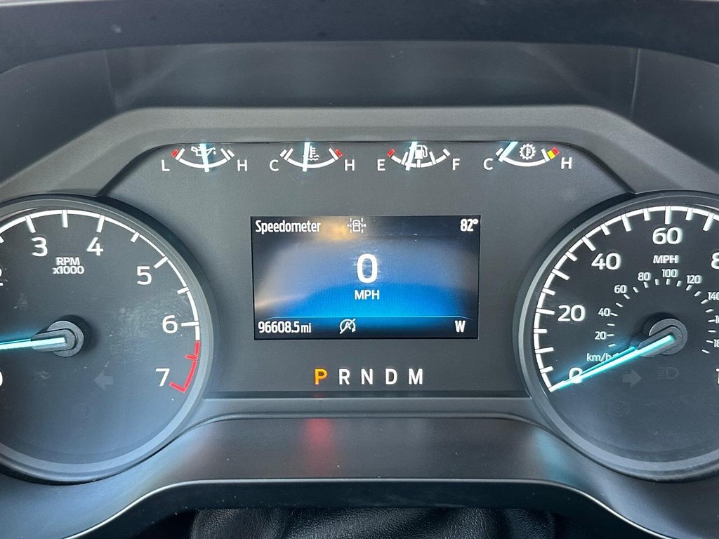 Ford F-150 Vehicle Full-screen Gallery Image 32