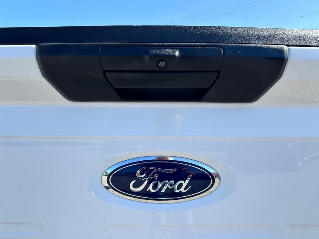 Ford F-150 Vehicle Full-screen Gallery Image 33