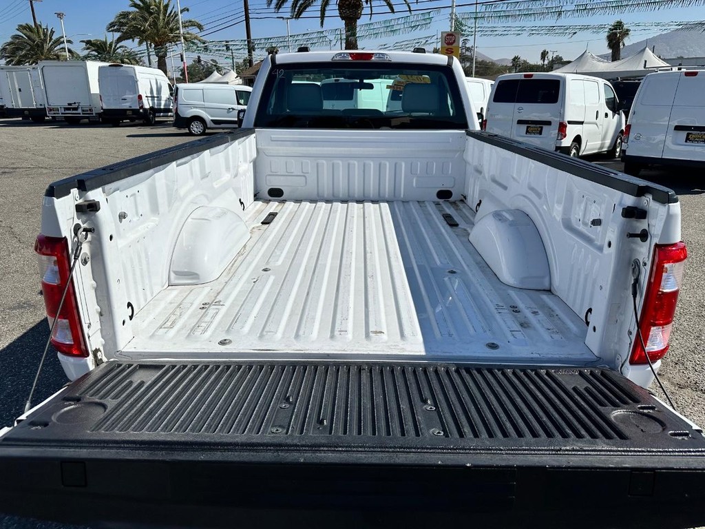 Ford F-150 Vehicle Full-screen Gallery Image 34