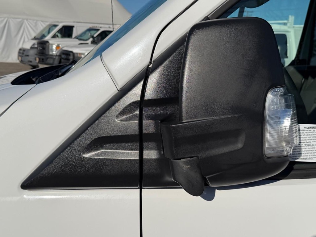 Ford Transit 350 Vehicle Full-screen Gallery Image 63