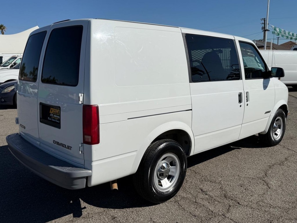 Chevrolet Astro Vehicle Full-screen Gallery Image 07