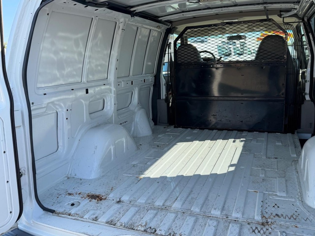 Chevrolet Astro Vehicle Full-screen Gallery Image 17