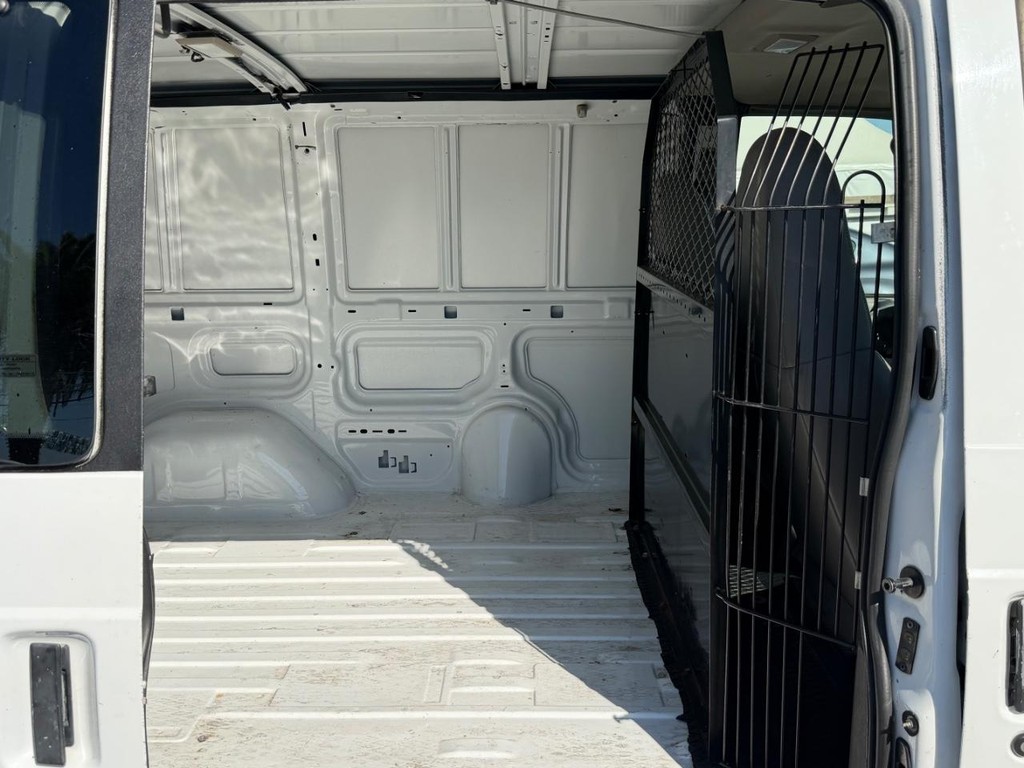 Chevrolet Astro Vehicle Full-screen Gallery Image 19