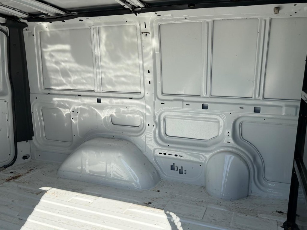 Chevrolet Astro Vehicle Full-screen Gallery Image 21