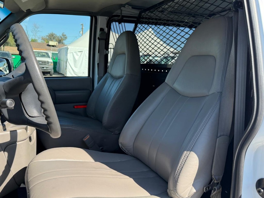 Chevrolet Astro Vehicle Full-screen Gallery Image 25