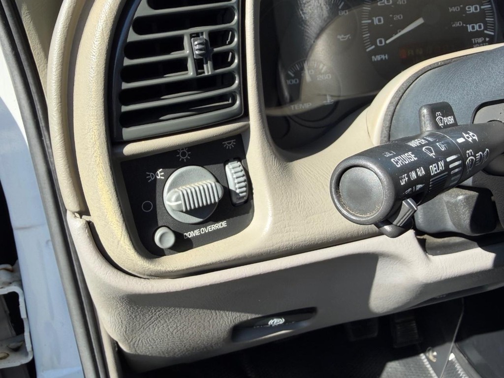 Chevrolet Astro Vehicle Full-screen Gallery Image 34