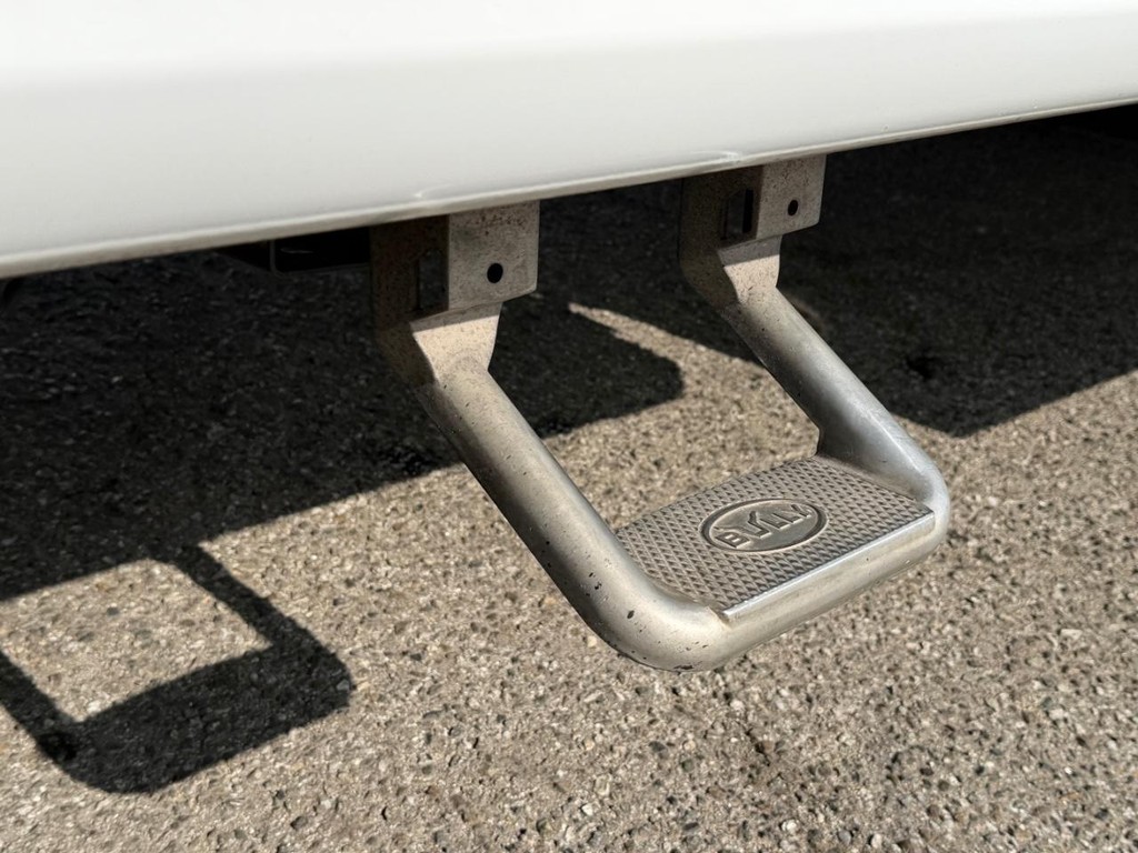 Ford F-550 Vehicle Full-screen Gallery Image 53