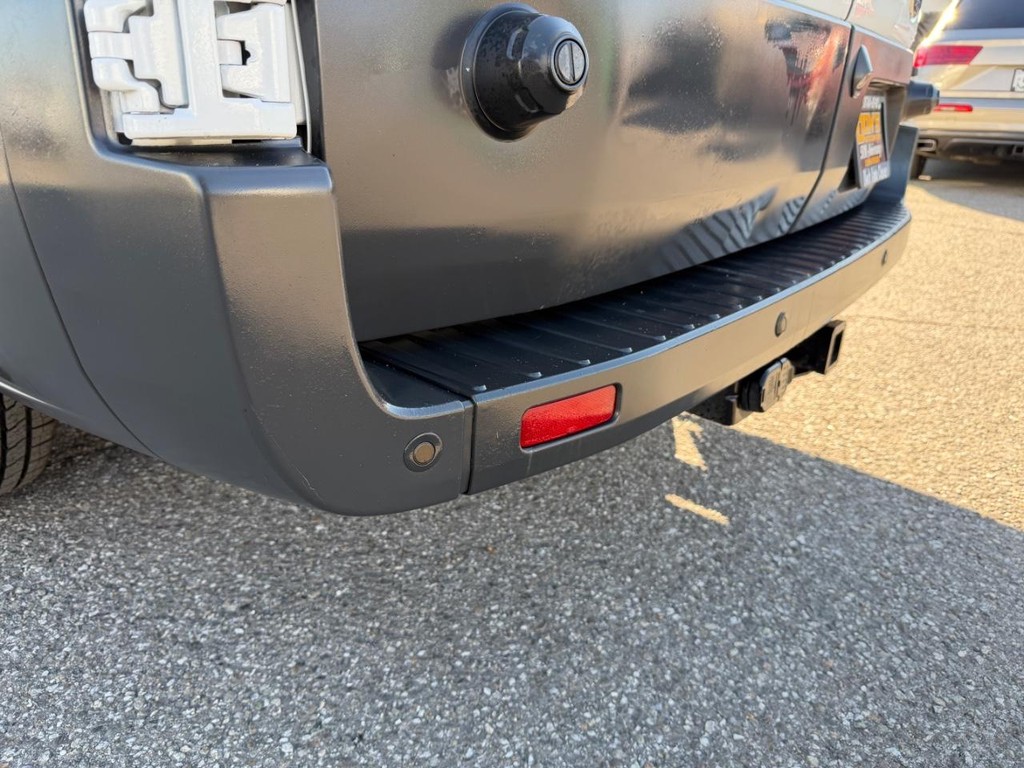 Ford Transit 350 Vehicle Full-screen Gallery Image 47