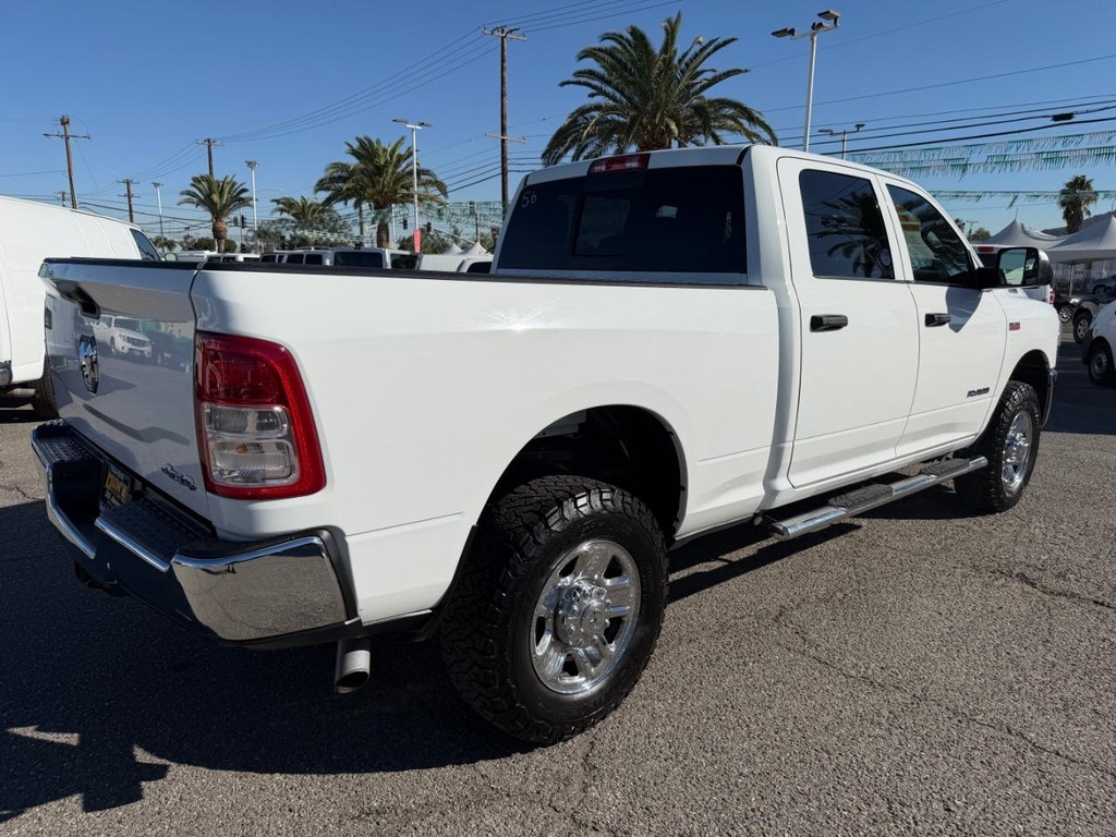 Ram 2500 Vehicle Full-screen Gallery Image 06