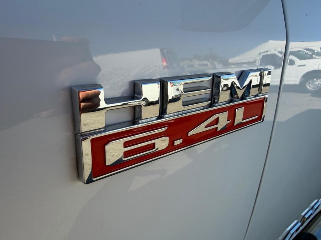 Ram 2500 Vehicle Full-screen Gallery Image 50