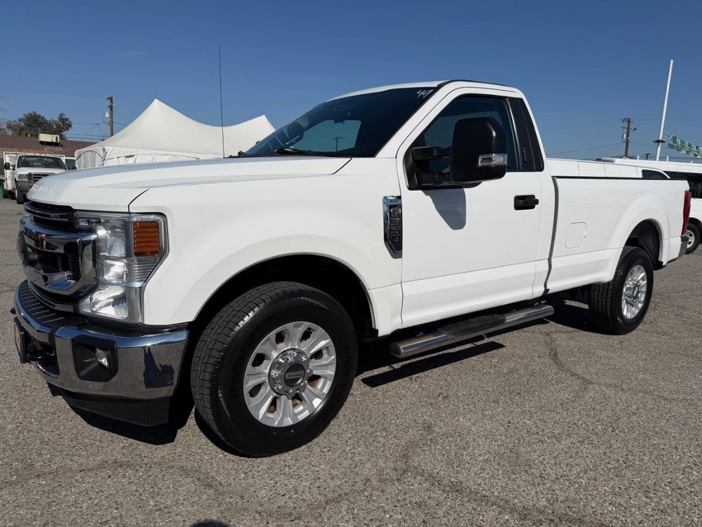 Ford F-350 Vehicle Full-screen Gallery Image 12