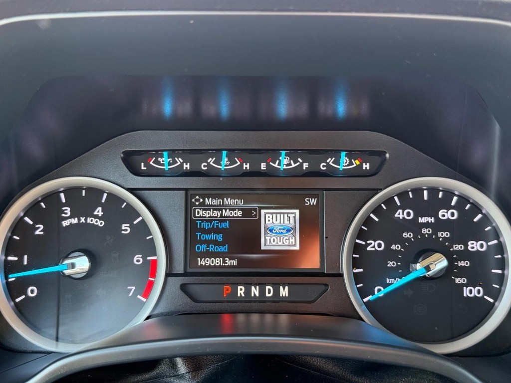 Ford F-350 Vehicle Full-screen Gallery Image 33