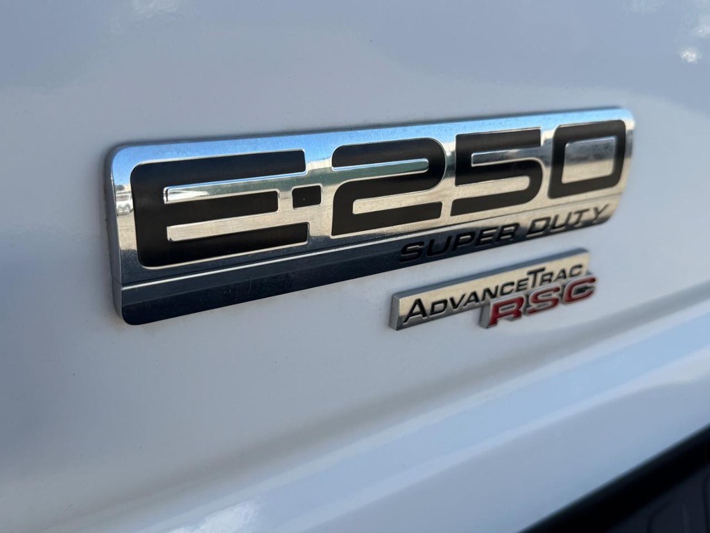 Ford E-350 Mobile Office Vehicle Full-screen Gallery Image 50