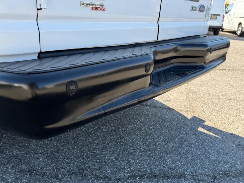 Ford E-350 Mobile Office Vehicle Full-screen Gallery Image 53