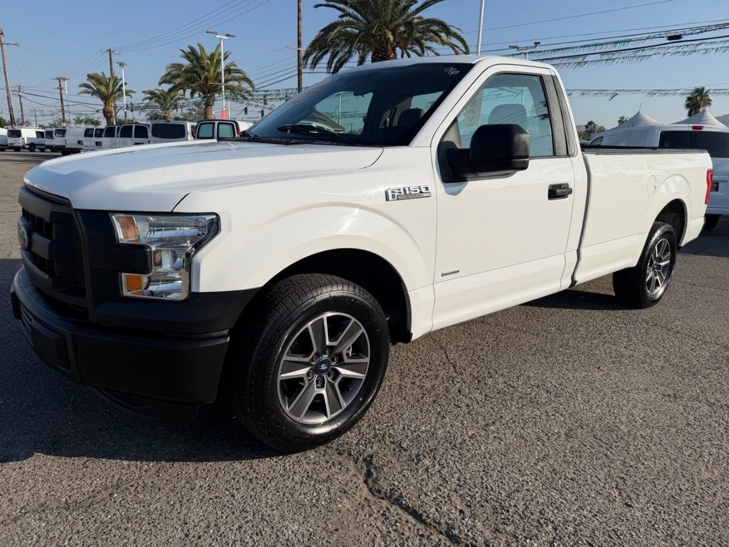 Ford F-150 Vehicle Full-screen Gallery Image 12