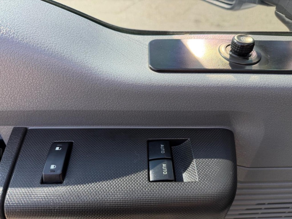 Ford F-250 Vehicle Full-screen Gallery Image 39