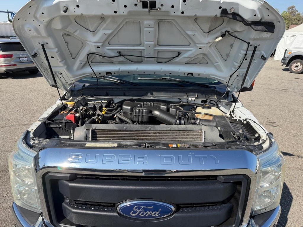 Ford F-250 Vehicle Full-screen Gallery Image 50