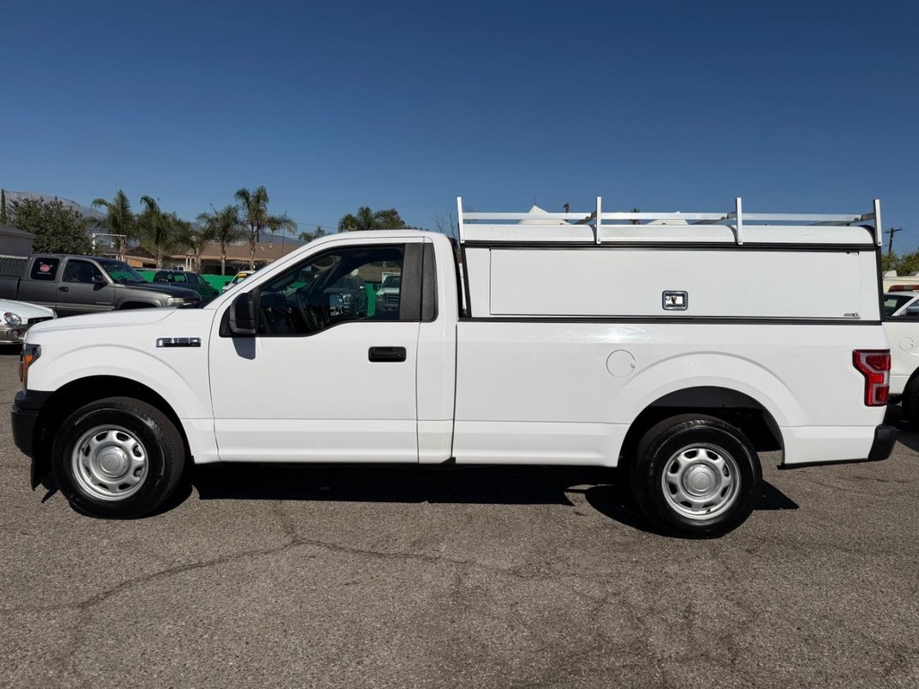 Ford F-150 Vehicle Full-screen Gallery Image 11